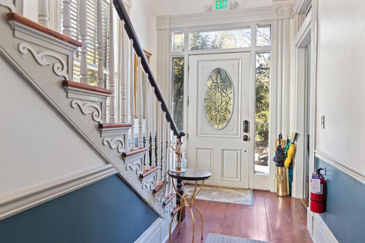 Daybed With Trundle In The Beautiful Ashley Inn 4 Blocks From King St Charleston Kültér fotó