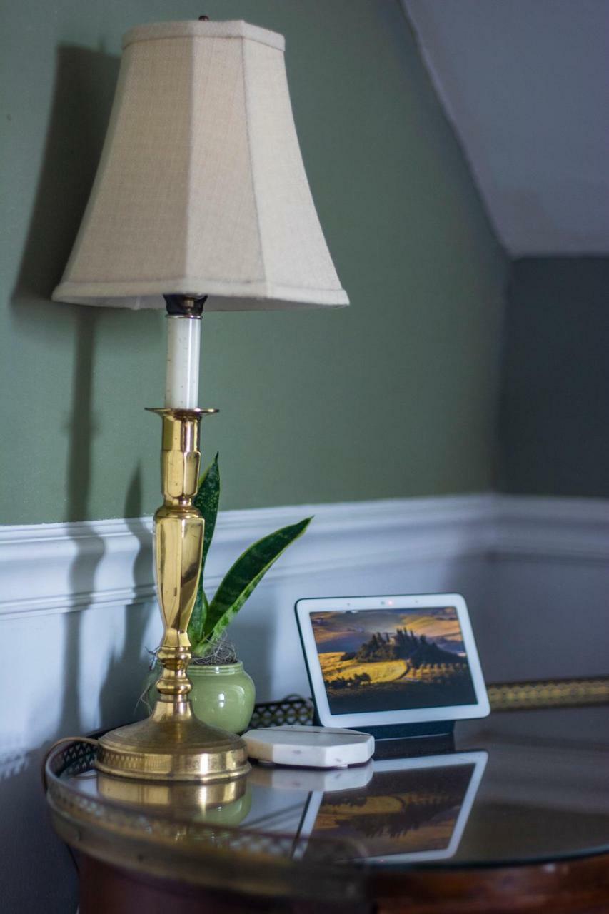 Daybed With Trundle In The Beautiful Ashley Inn 4 Blocks From King St Charleston Kültér fotó