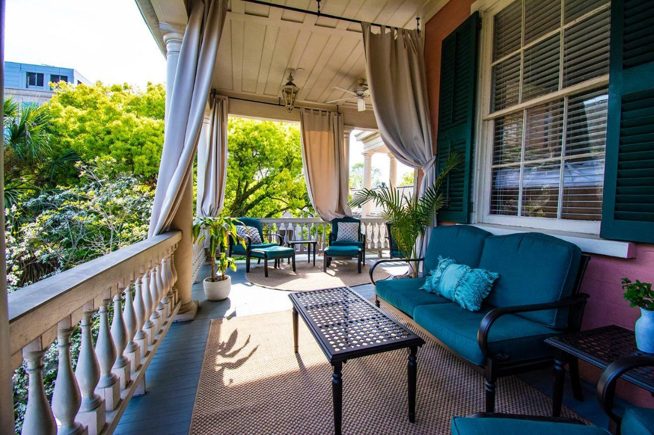 Daybed With Trundle In The Beautiful Ashley Inn 4 Blocks From King St Charleston Kültér fotó