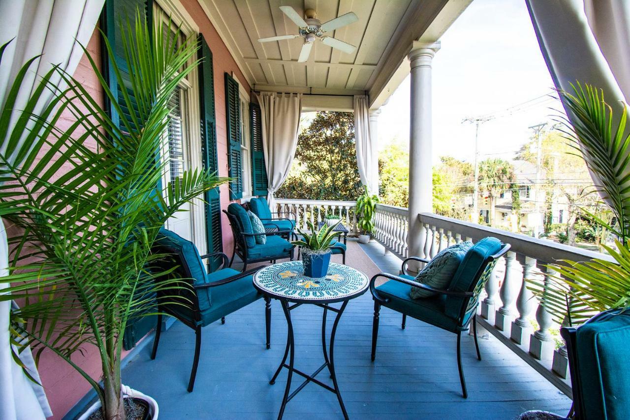 Daybed With Trundle In The Beautiful Ashley Inn 4 Blocks From King St Charleston Kültér fotó